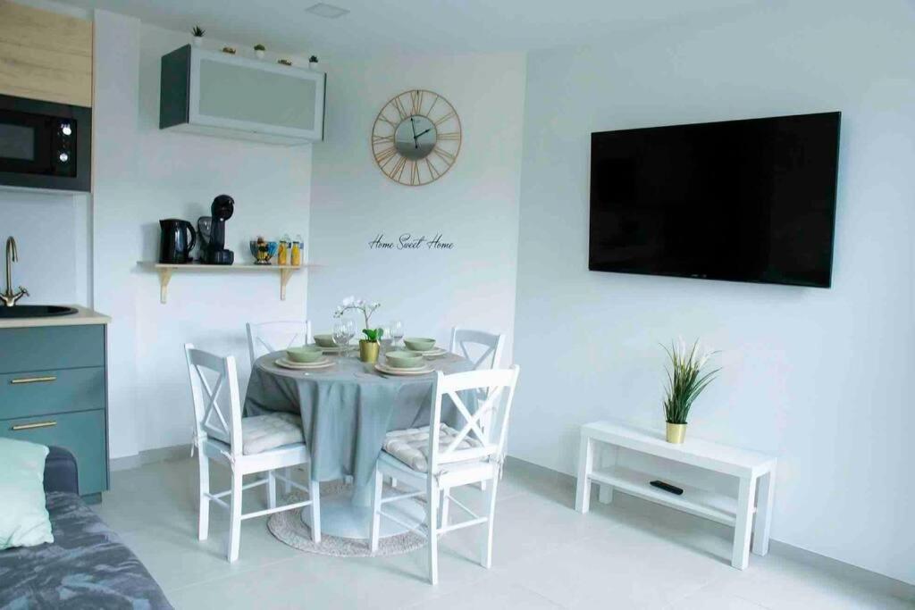 Appartement 5Min Aeroport Cdg Le Mesnil-Amelot Ngoại thất bức ảnh